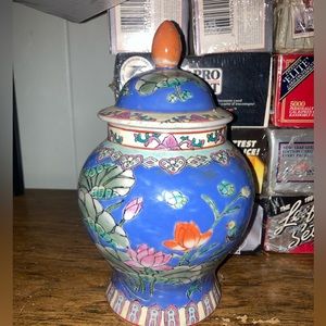 Vintage Japanese style ginger jar